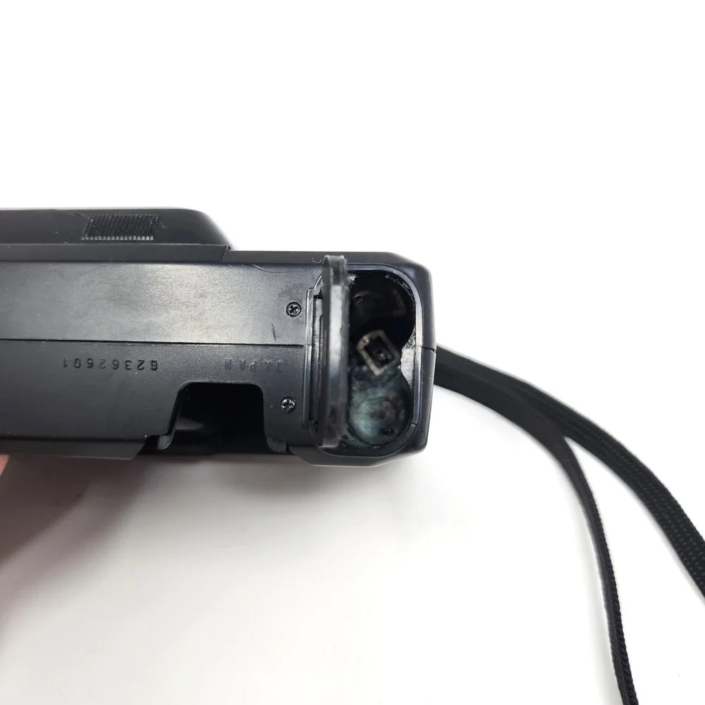 Vivitar‎ TEC45 35mm Camera Auto Focus Auto Pop-up Flash - Untested